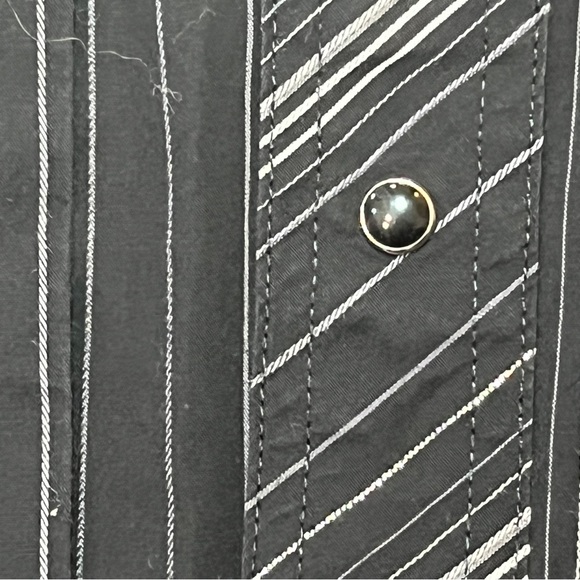 Wrangler Black and White Striped Casual Shirt - Picture 5 of 7